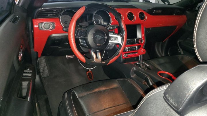 Ford MUSTANG  2023