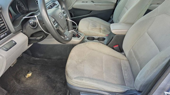 Hyundai Elantra  2017