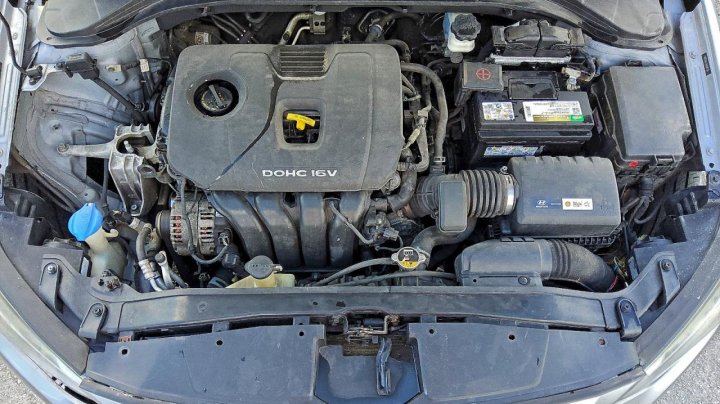 Hyundai Elantra  2017