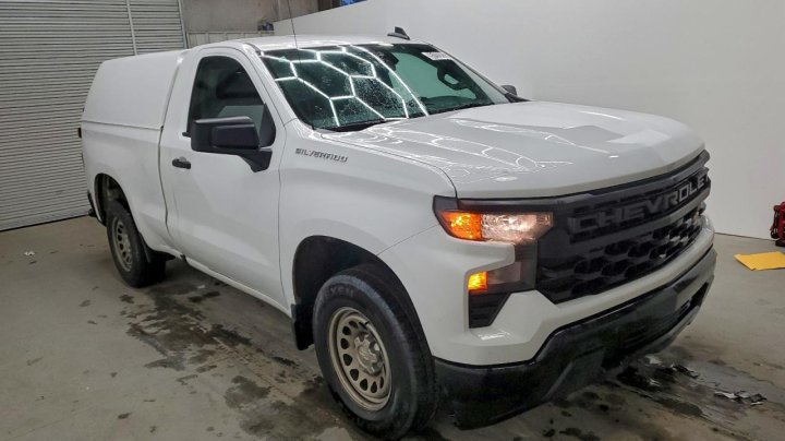 Chevrolet Silverado  2023