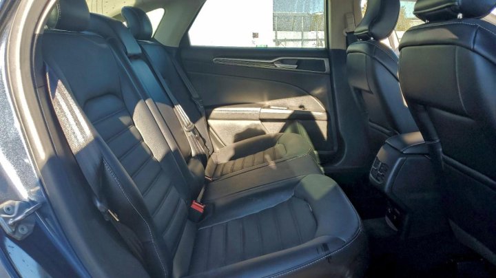 Ford FUSION  2018