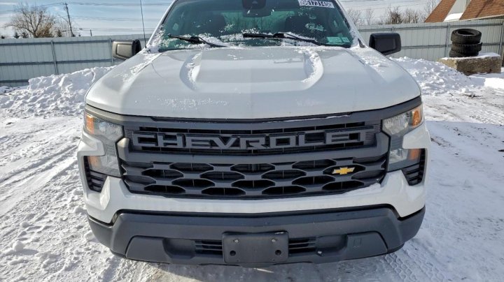 Chevrolet Silverado  2023