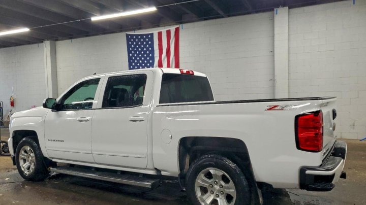 Chevrolet Silverado  2017