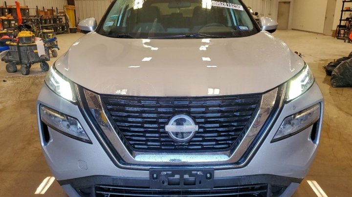 Nissan ROGUE  2023