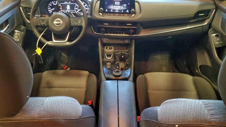 Nissan ROGUE  2023