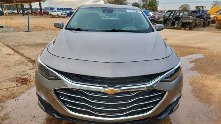Chevrolet Malibu  2022
