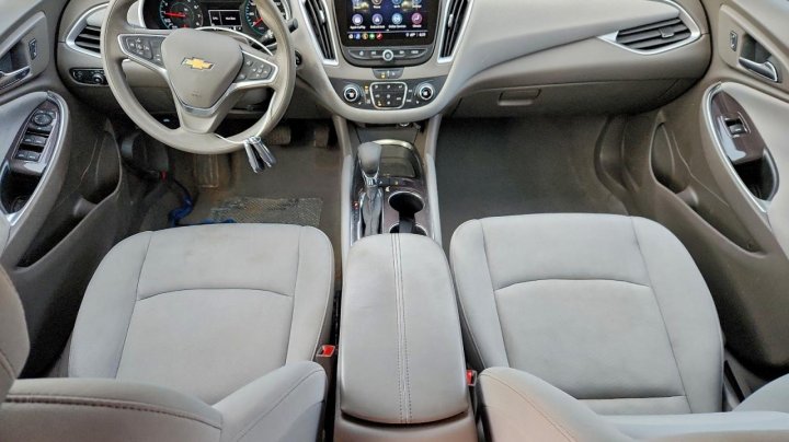 Chevrolet Malibu  2022