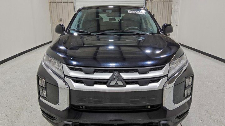 Mitsubishi OUTLANDER SPORT  2024
