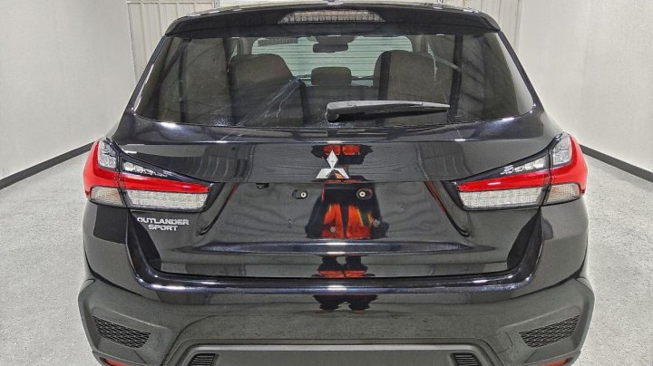 Mitsubishi OUTLANDER SPORT  2024