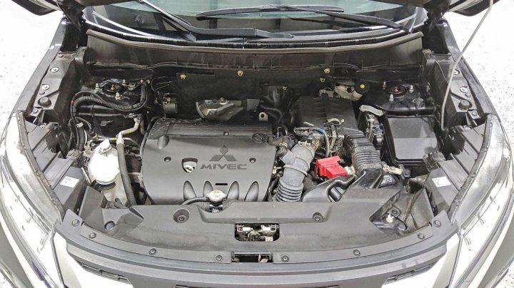 Mitsubishi OUTLANDER SPORT  2024