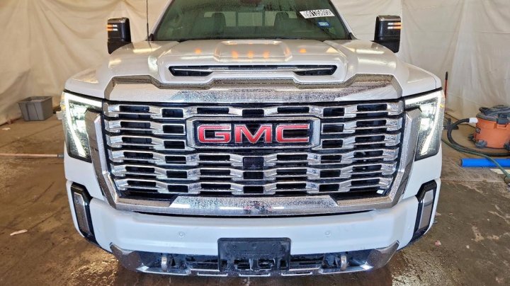 GMC Sierra  2024