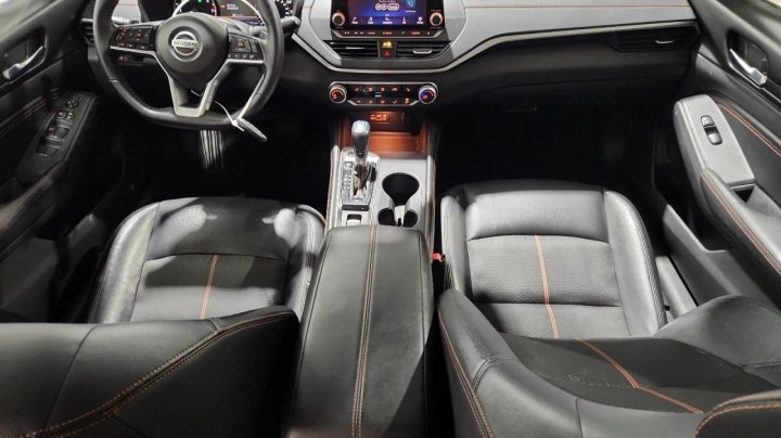 Nissan Altima  2020
