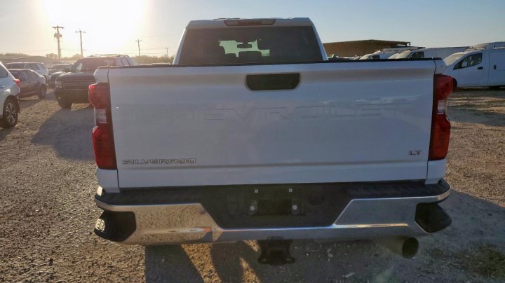 Chevrolet Silverado  2023