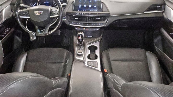 Cadillac CT4  2020