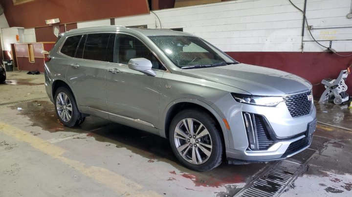 Cadillac XT6  2023