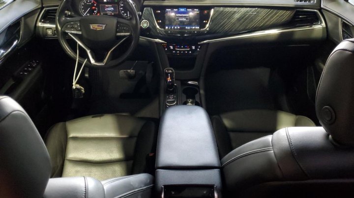 Cadillac XT6  2023