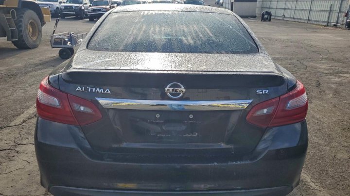 Nissan Altima  2018