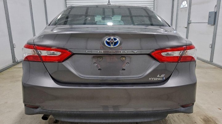 Toyota Camry  2019