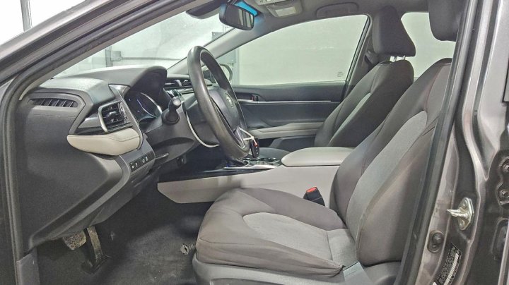 Toyota Camry  2019