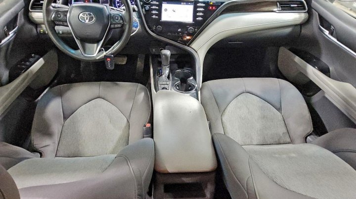 Toyota Camry  2019