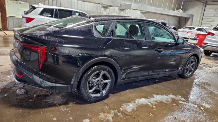 KIA K4  2025
