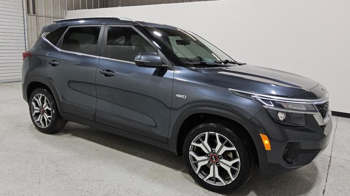 KIA Seltos  2021