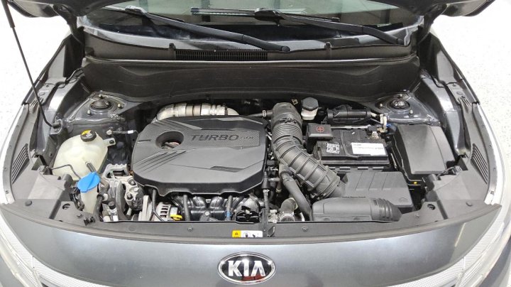KIA Seltos  2021