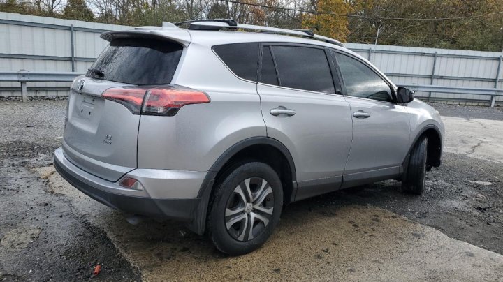 Toyota RAV4  2017
