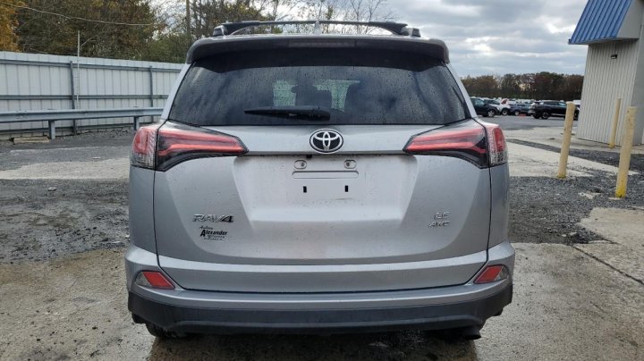 Toyota RAV4  2017
