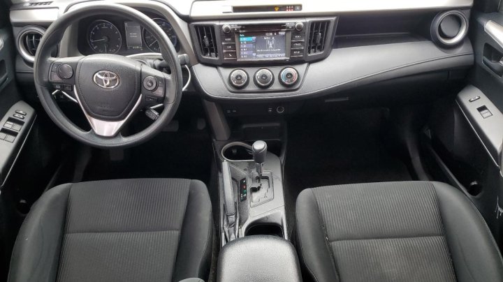 Toyota RAV4  2017