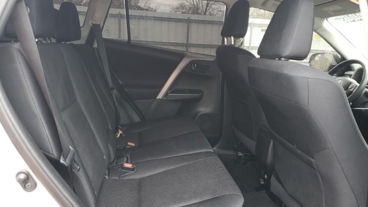 Toyota RAV4  2017