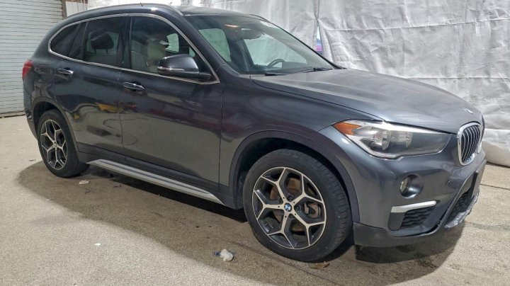 BMW X1  2018