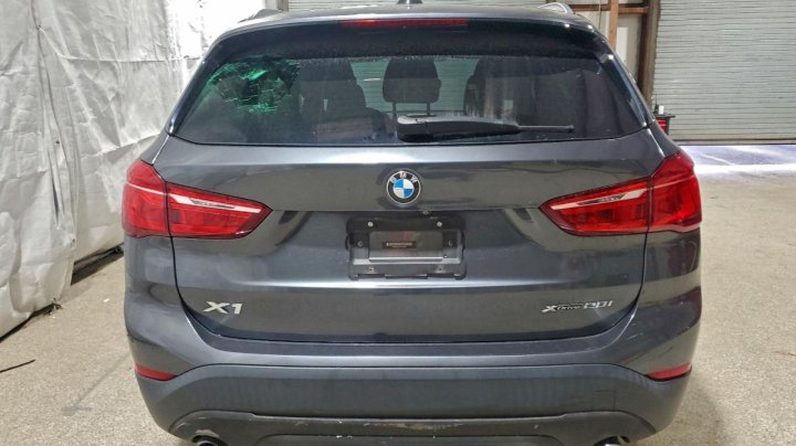 BMW X1  2018