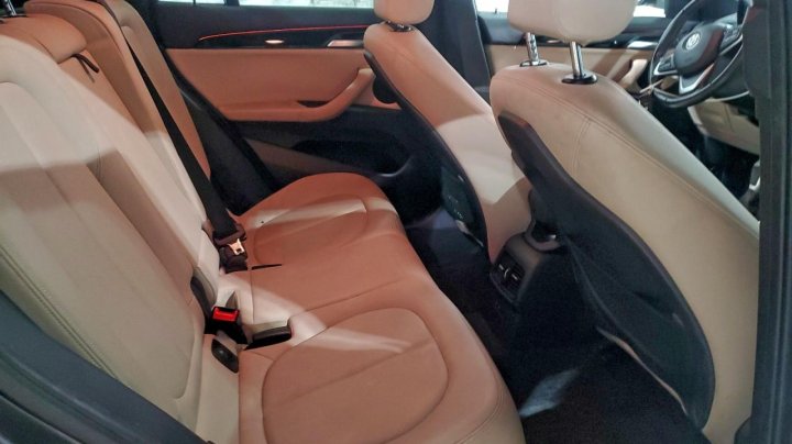 BMW X1  2018