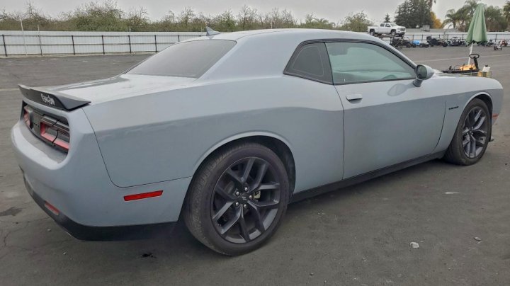 Dodge Challenger  2022