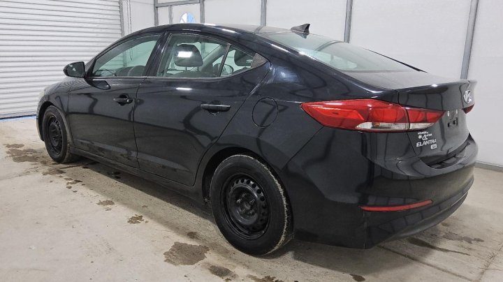 Hyundai Elantra  2017