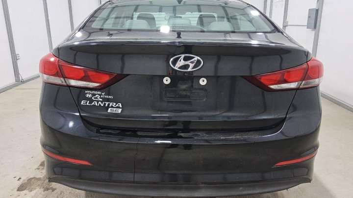 Hyundai Elantra  2017