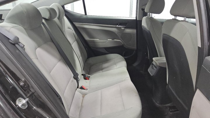 Hyundai Elantra  2017