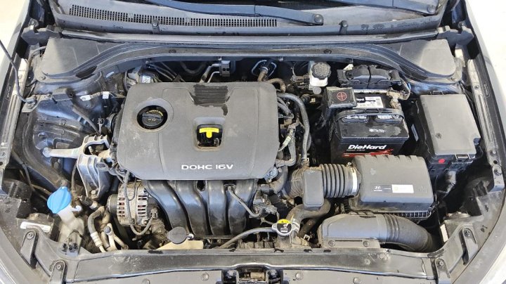 Hyundai Elantra  2017