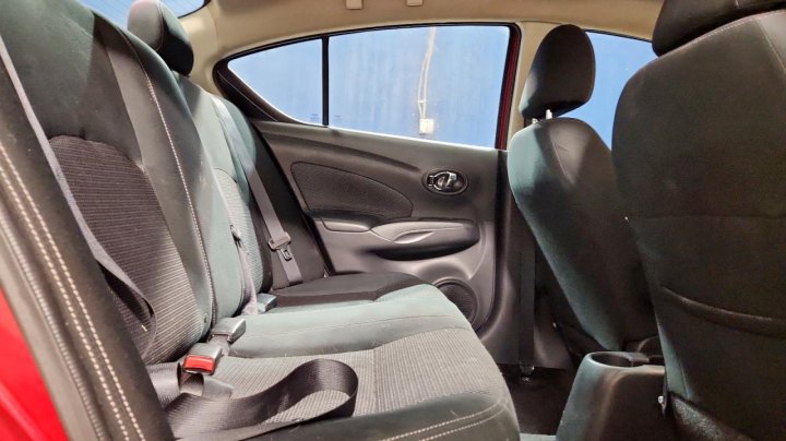 Nissan Versa  2018