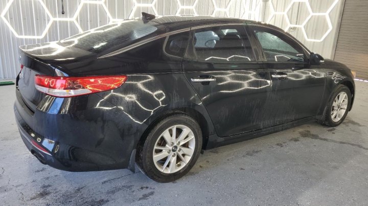 KIA Optima  2017