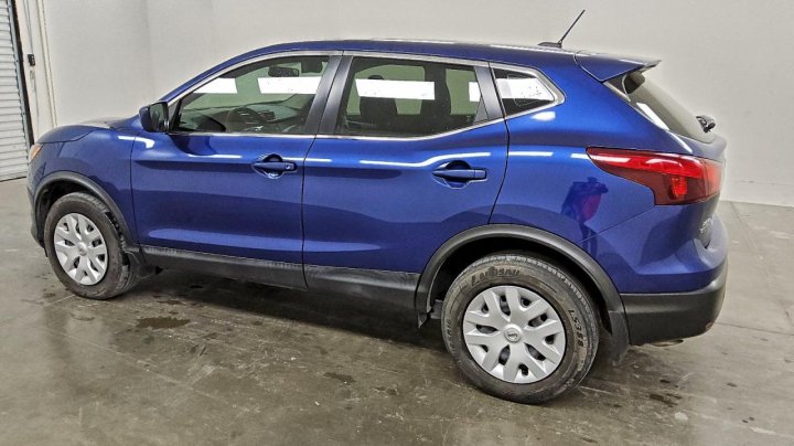 Nissan Rogue Sport  2019