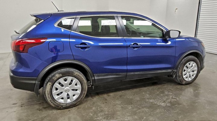 Nissan Rogue Sport  2019