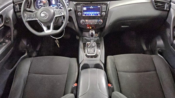 Nissan Rogue Sport  2019