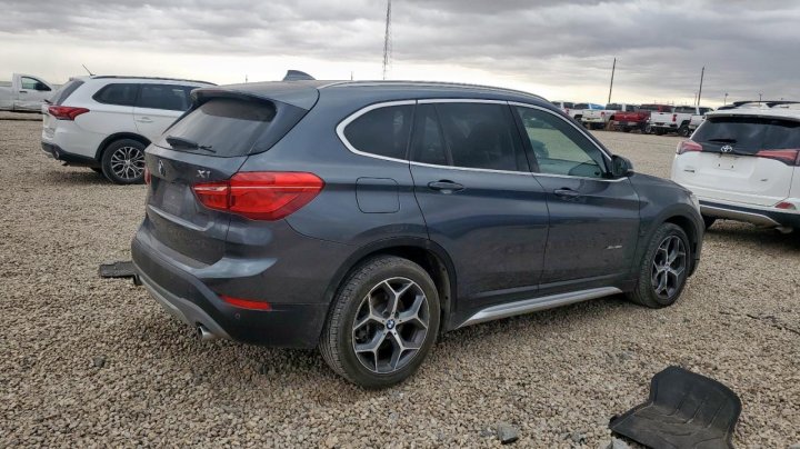 BMW X1  2018