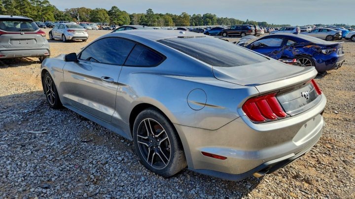 Ford MUSTANG  2020