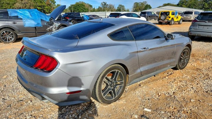 Ford MUSTANG  2020