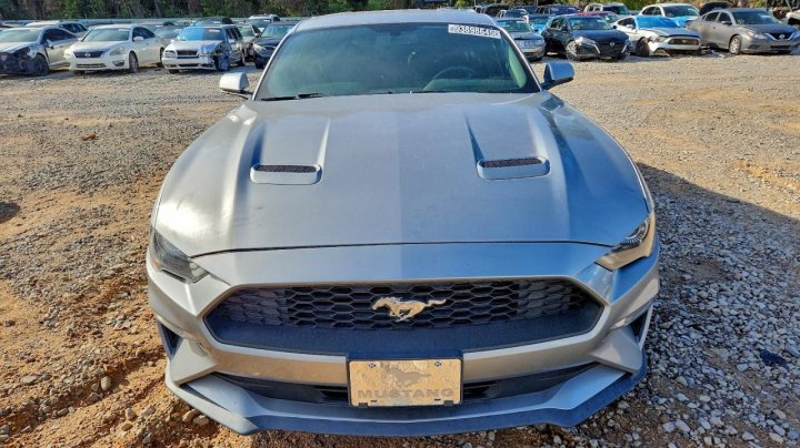 Ford MUSTANG  2020
