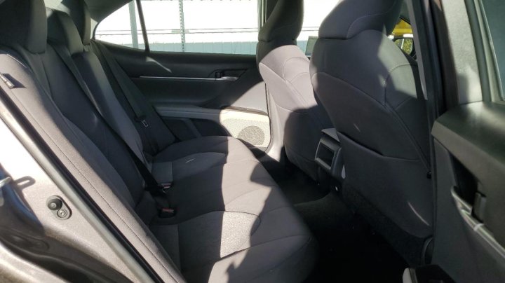 Toyota Camry  2021