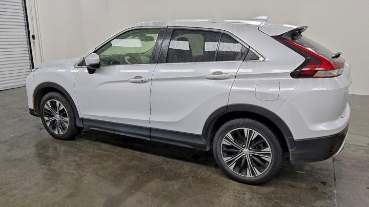 Mitsubishi ECLIPSE CROSS  2022